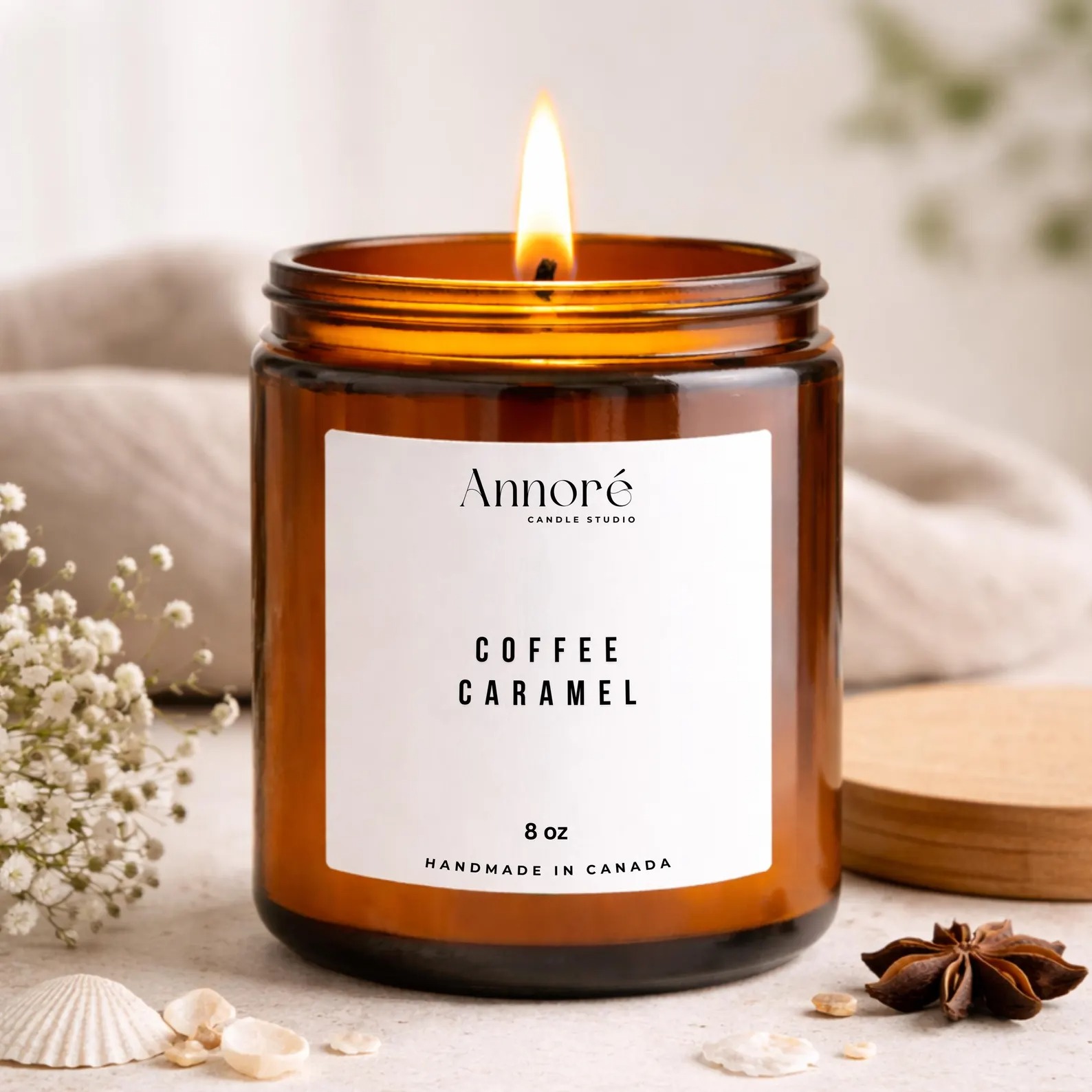 Coffee Caramel kvapioji žvakė gintariniame stiklainyje